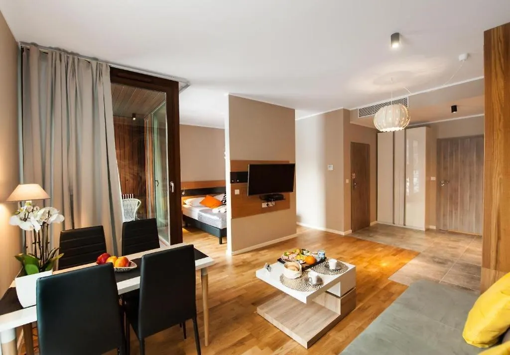 Deluxe Apartments Free Parking Warszawa